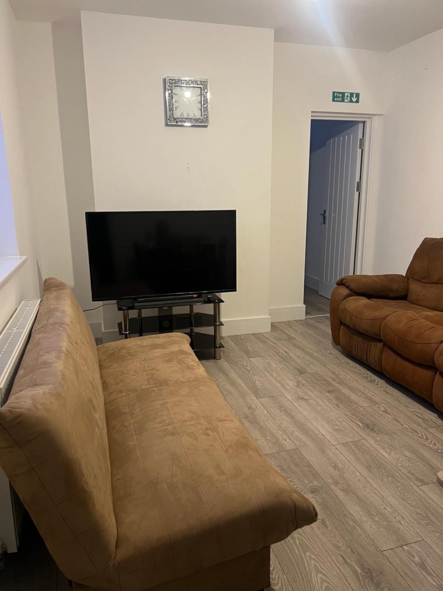 Ashfield New Place Newcastle-under-Lyme Εξωτερικό φωτογραφία